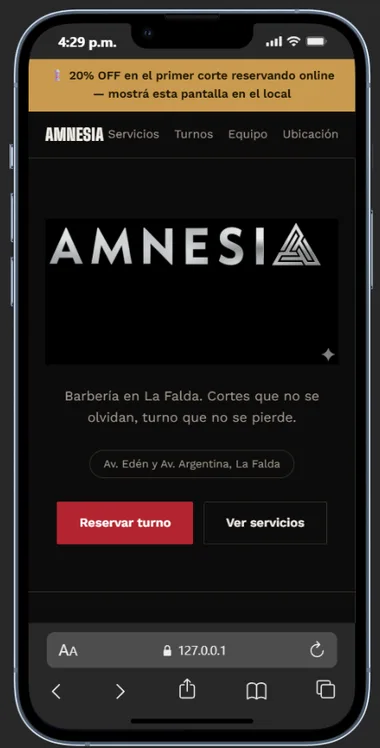 Captura de la web de Amnesia Barbería en un celular
